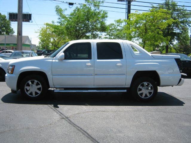 Chevrolet Avalanche 2002 photo 20