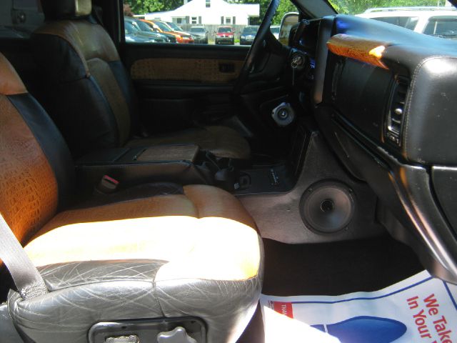 Chevrolet Avalanche 2002 photo 9