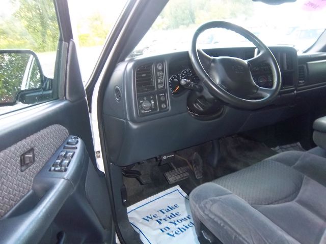 Chevrolet Avalanche 2002 photo 3