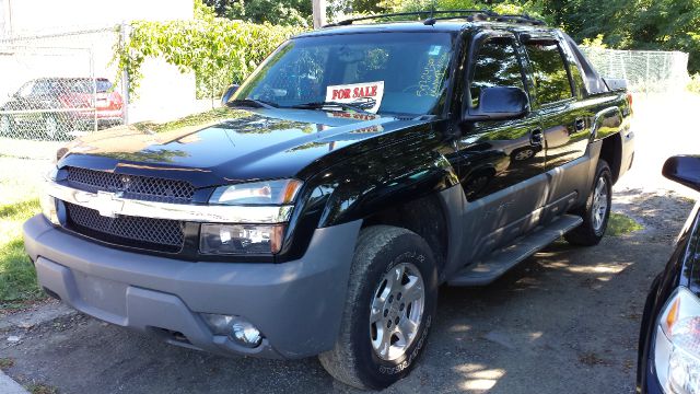 Chevrolet Avalanche 2002 photo 2