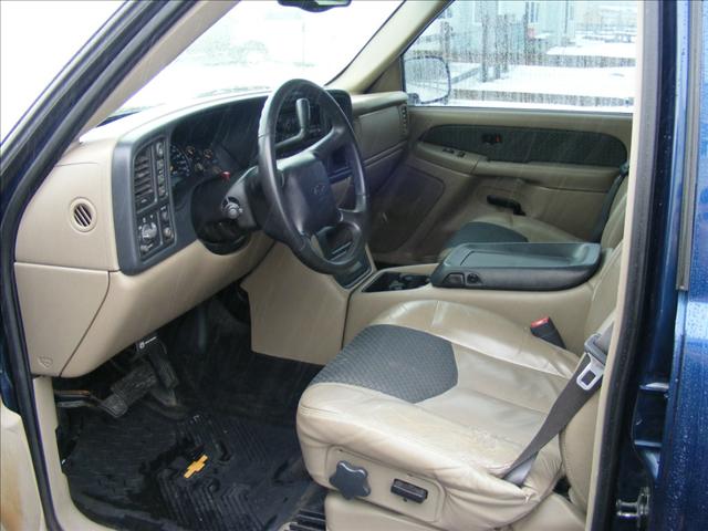 Chevrolet Avalanche 2002 photo 2