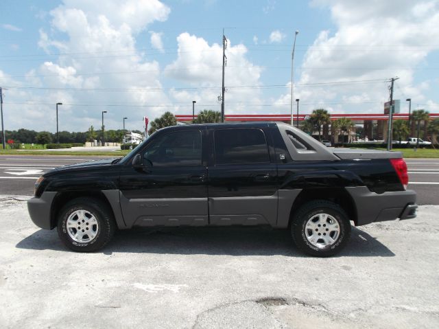 Chevrolet Avalanche 2002 photo 3