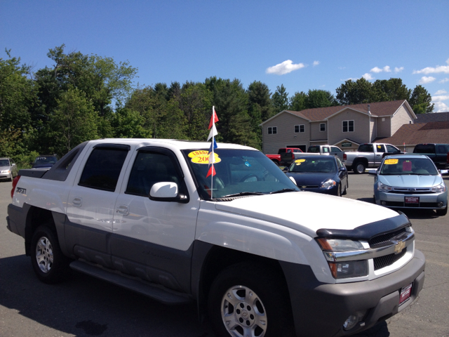 Chevrolet Avalanche 2002 photo 3