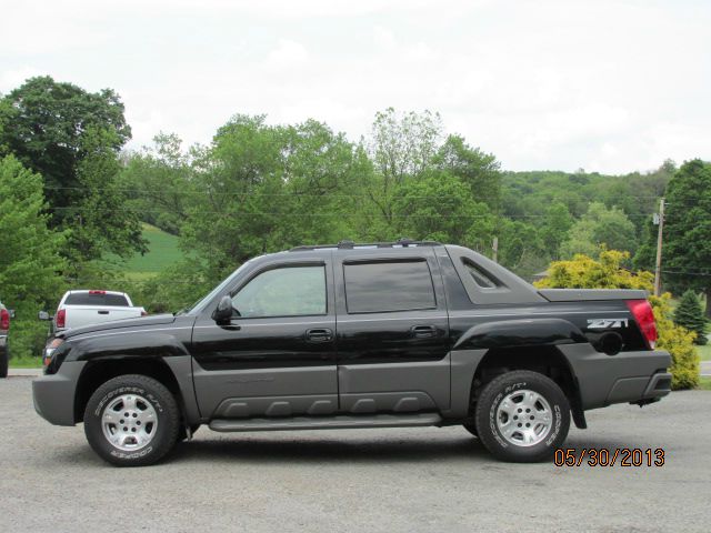 Chevrolet Avalanche 2002 photo 14