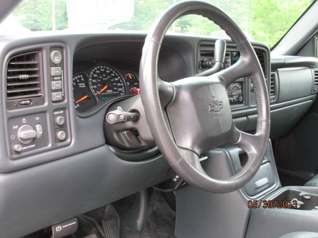 Chevrolet Avalanche 2002 photo 9