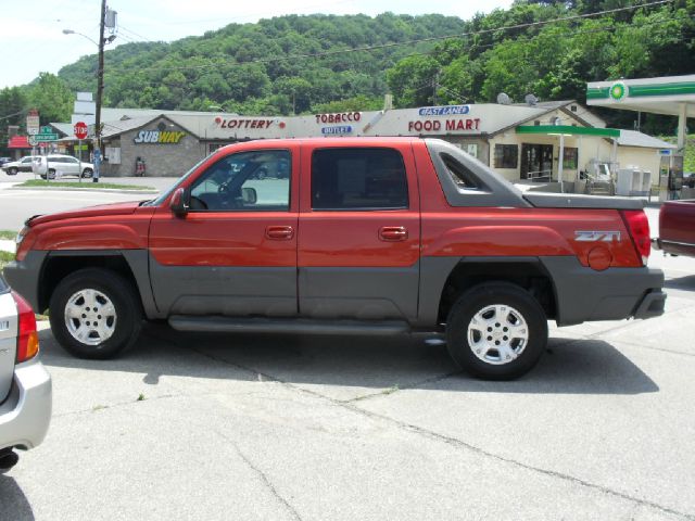 Chevrolet Avalanche 2002 photo 1