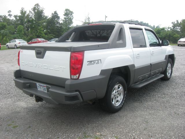 Chevrolet Avalanche C350 4dr Sdn 3.5L Sport RWD Sedan Pickup Truck