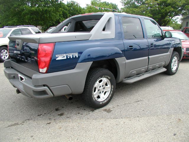 Chevrolet Avalanche 2002 photo 1