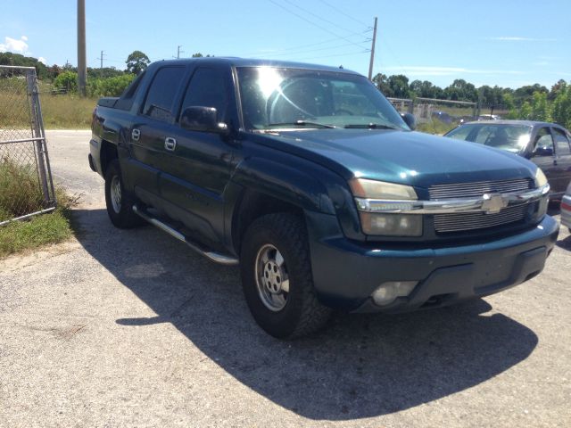 Chevrolet Avalanche C350 4dr Sdn 3.5L Sport RWD Sedan Pickup Truck