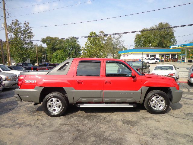 Chevrolet Avalanche 2002 photo 2