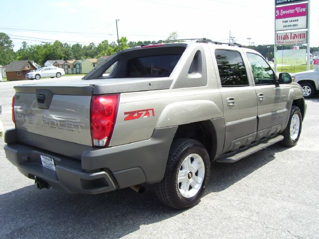 Chevrolet Avalanche C350 4dr Sdn 3.5L Sport RWD Sedan Pickup Truck