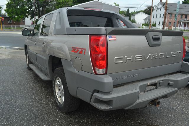 Chevrolet Avalanche 2002 photo 3