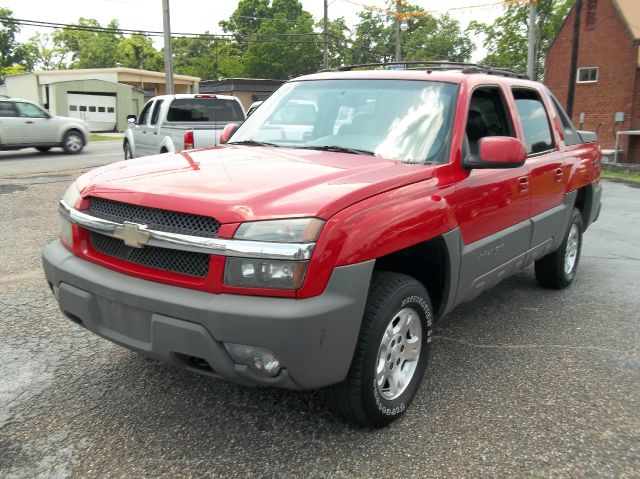 Chevrolet Avalanche 2002 photo 3