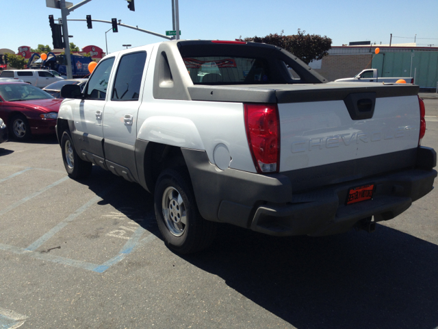 Chevrolet Avalanche 2002 photo 1