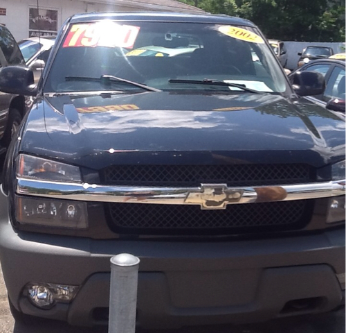 Chevrolet Avalanche 2002 photo 2