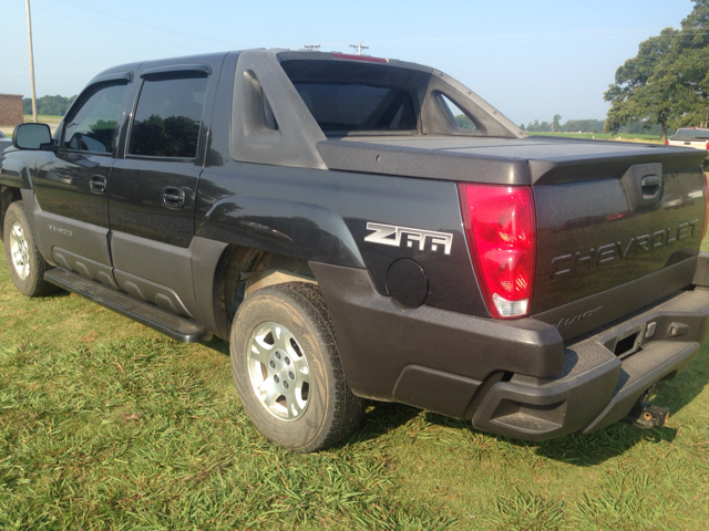 Chevrolet Avalanche C350 4dr Sdn 3.5L Sport RWD Sedan Pickup Truck