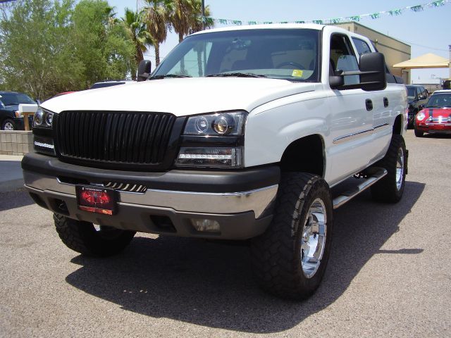 Chevrolet Avalanche 2003 photo 3