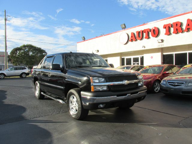 Chevrolet Avalanche 2003 photo 1