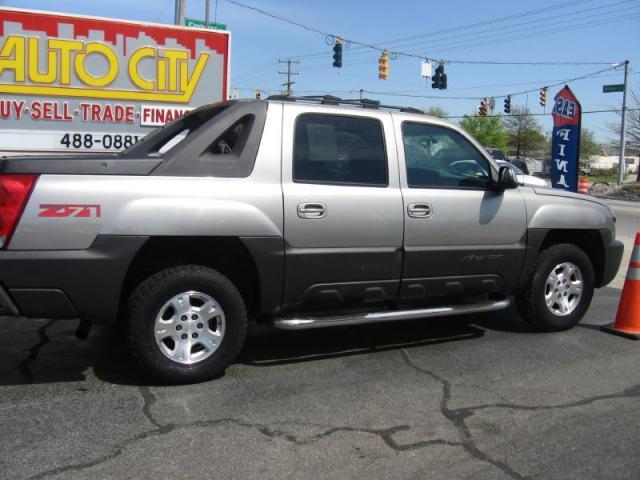 Chevrolet Avalanche 2003 photo 4