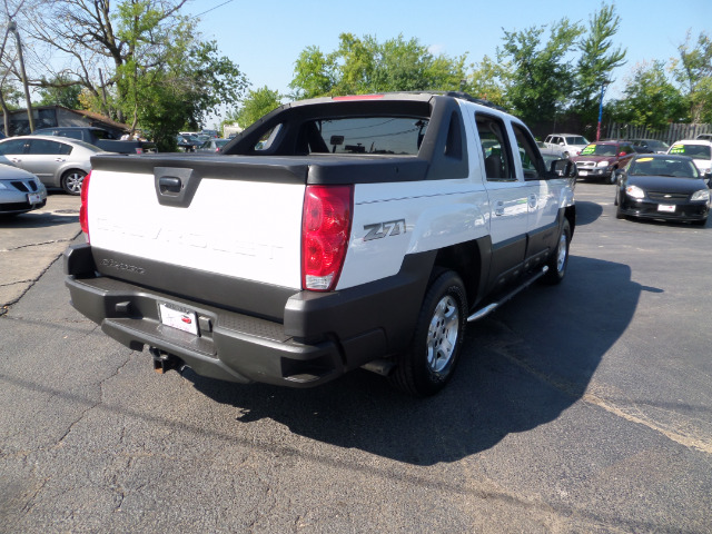 Chevrolet Avalanche 2003 photo 3