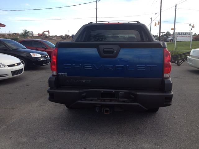 Chevrolet Avalanche 2003 photo 4