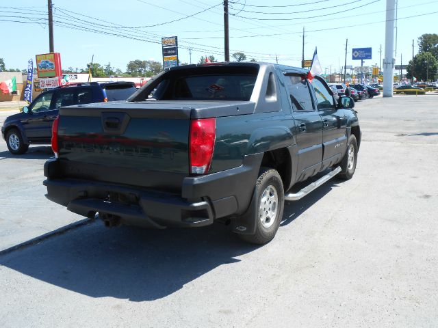 Chevrolet Avalanche 2003 photo 8