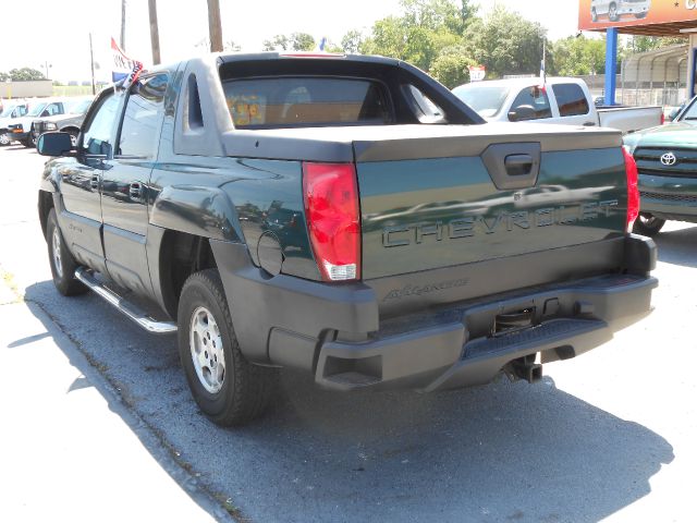 Chevrolet Avalanche 2003 photo 9