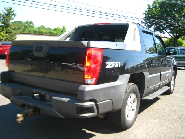 Chevrolet Avalanche 2003 photo 1