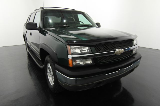 Chevrolet Avalanche 2003 photo 2