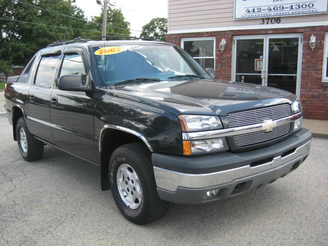 Chevrolet Avalanche 2003 photo 4