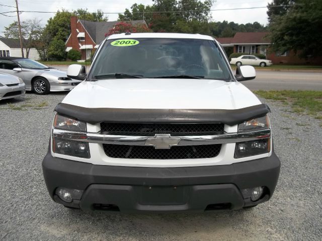 Chevrolet Avalanche 2003 photo 1