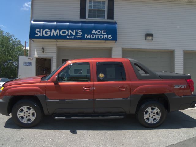 Chevrolet Avalanche 2003 photo 2