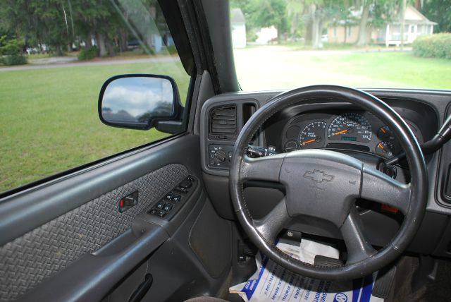 Chevrolet Avalanche 2003 photo 1