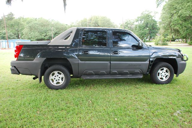 Chevrolet Avalanche 2003 photo 9