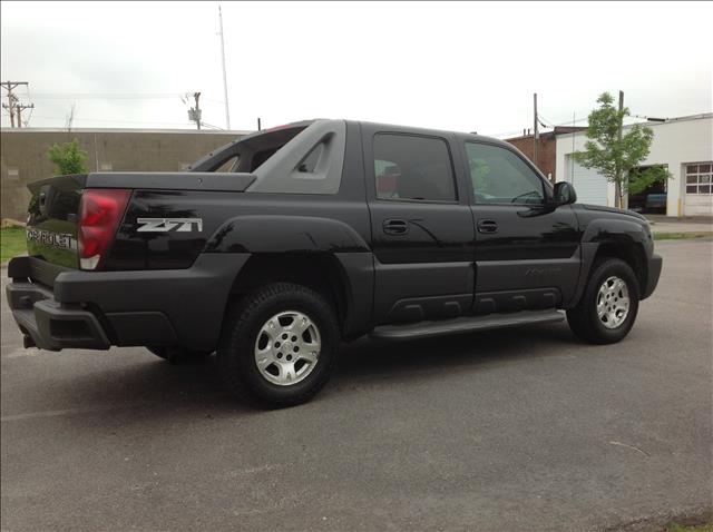 Chevrolet Avalanche 2003 photo 13