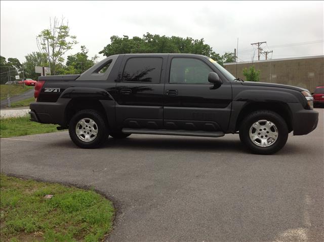 Chevrolet Avalanche 2003 photo 14