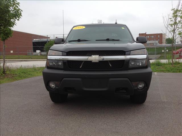 Chevrolet Avalanche 2003 photo 17