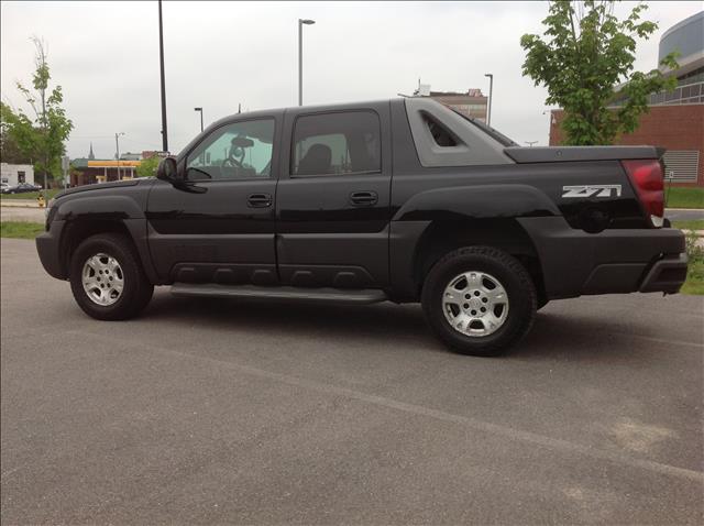 Chevrolet Avalanche 2003 photo 18