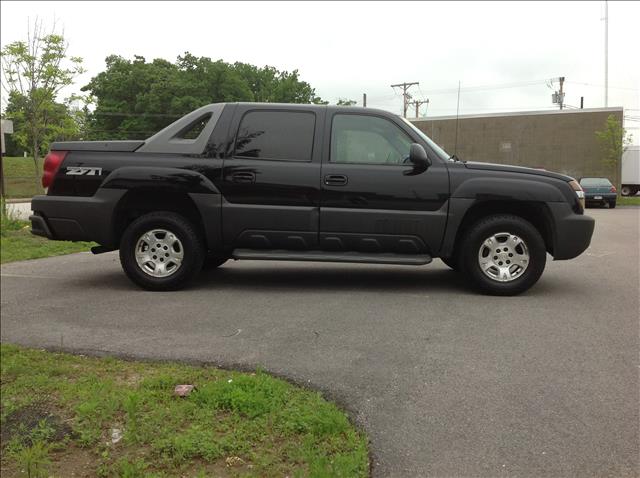 Chevrolet Avalanche 2003 photo 19