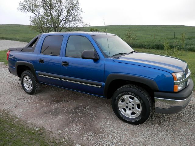 Chevrolet Avalanche 2003 photo 13