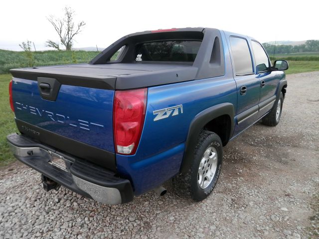 Chevrolet Avalanche 2003 photo 14