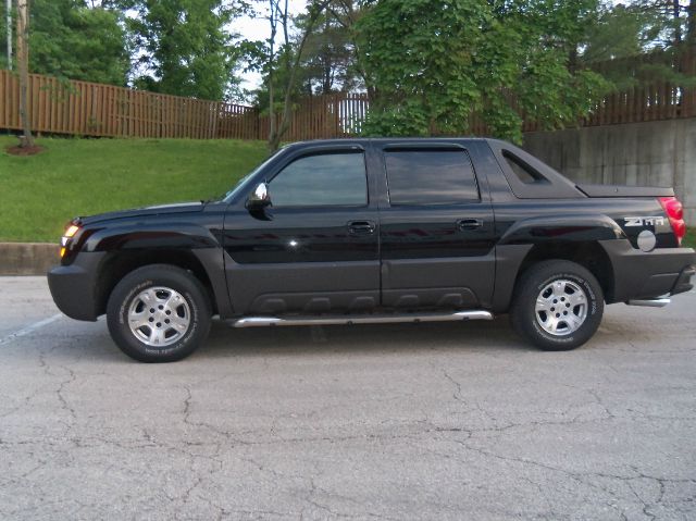 Chevrolet Avalanche 2003 photo 21