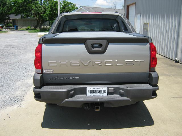 Chevrolet Avalanche 2003 photo 4