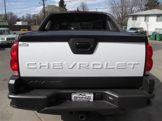 Chevrolet Avalanche 2003 photo 8