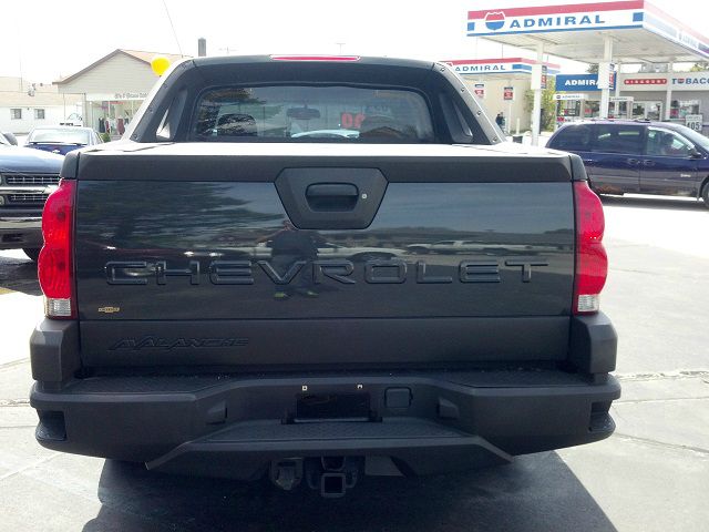 Chevrolet Avalanche C350 4dr Sdn 3.5L Sport RWD Sedan SUV