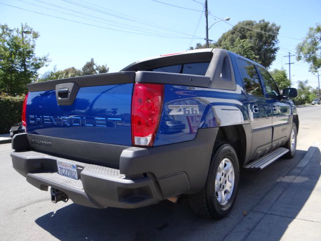 Chevrolet Avalanche 2003 photo 1