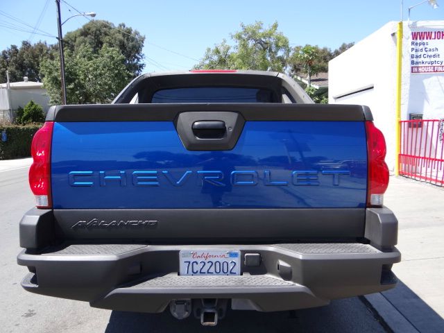 Chevrolet Avalanche 2003 photo 3