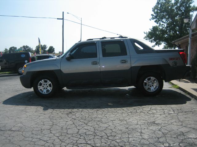 Chevrolet Avalanche 2003 photo 4