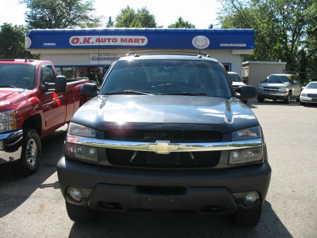 Chevrolet Avalanche 2003 photo 2