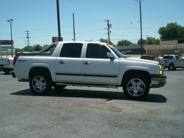 Chevrolet Avalanche 2003 photo 7